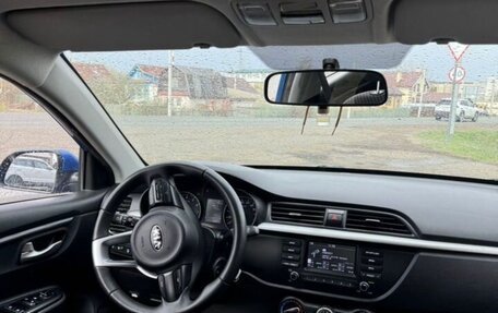 KIA Rio IV, 2017 год, 950 000 рублей, 10 фотография