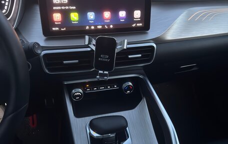 Geely Coolray I, 2023 год, 1 830 000 рублей, 13 фотография