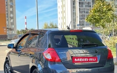 KIA cee'd I рестайлинг, 2011 год, 895 000 рублей, 10 фотография