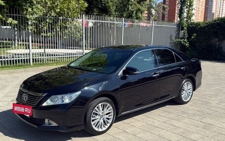 Toyota Camry, 2013 год, 1 780 000 рублей, 4 фотография