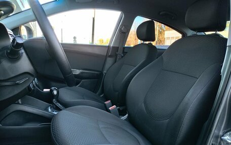 KIA Rio III рестайлинг, 2015 год, 899 000 рублей, 14 фотография