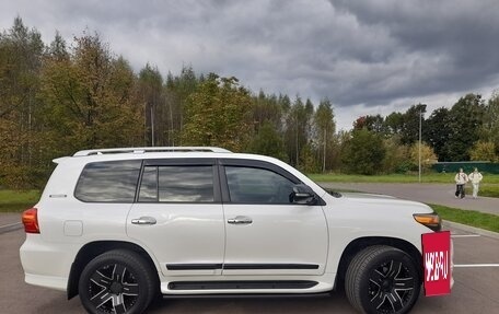 Toyota Land Cruiser 200, 2014 год, 4 300 000 рублей, 34 фотография