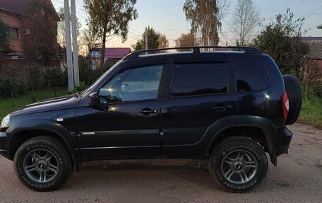 Chevrolet Niva I рестайлинг, 2013 год, 580 000 рублей, 4 фотография