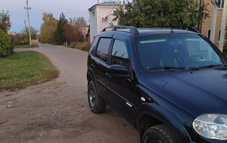 Chevrolet Niva I рестайлинг, 2013 год, 580 000 рублей, 2 фотография