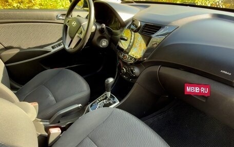Hyundai Solaris II рестайлинг, 2013 год, 920 000 рублей, 6 фотография