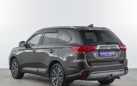 Mitsubishi Outlander III рестайлинг 3, 2019 год, 2 199 050 рублей, 2 фотография