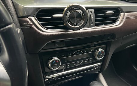 Mazda 6, 2015 год, 2 100 000 рублей, 11 фотография