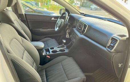 KIA Sportage IV рестайлинг, 2017 год, 2 200 000 рублей, 7 фотография