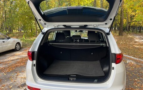 KIA Sportage IV рестайлинг, 2017 год, 2 200 000 рублей, 11 фотография