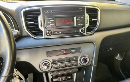 KIA Sportage IV рестайлинг, 2017 год, 2 200 000 рублей, 16 фотография