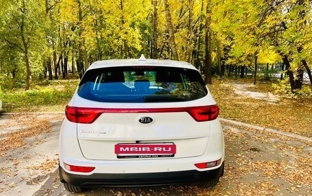 KIA Sportage IV рестайлинг, 2017 год, 2 200 000 рублей, 20 фотография