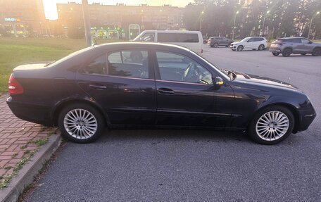 Mercedes-Benz E-Класс, 2005 год, 675 000 рублей, 2 фотография