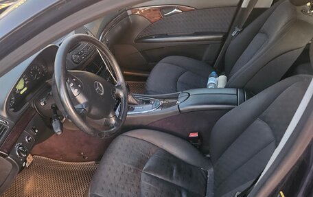 Mercedes-Benz E-Класс, 2005 год, 675 000 рублей, 7 фотография