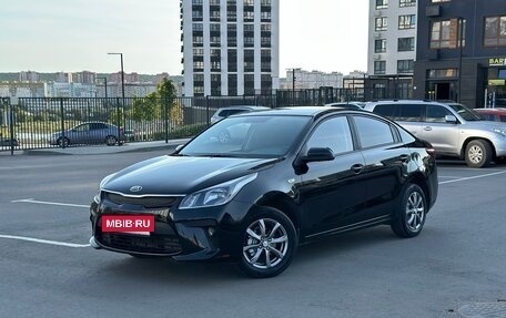 KIA Rio IV, 2018 год, 1 430 000 рублей, 3 фотография