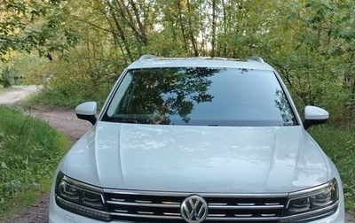 Volkswagen Tiguan II, 2018 год, 2 249 000 рублей, 1 фотография