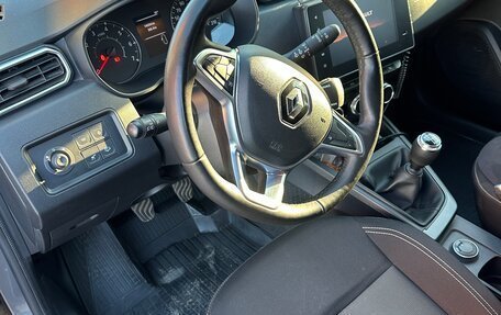 Renault Duster, 2022 год, 1 850 000 рублей, 4 фотография