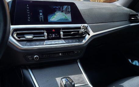 BMW 3 серия, 2019 год, 3 690 000 рублей, 11 фотография