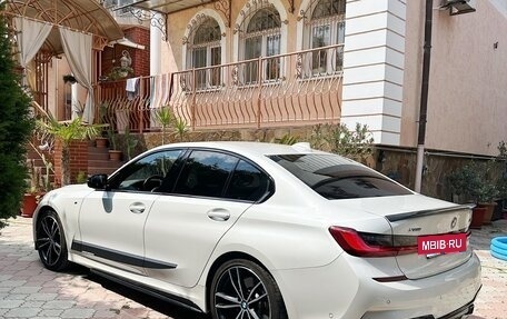 BMW 3 серия, 2019 год, 3 690 000 рублей, 7 фотография