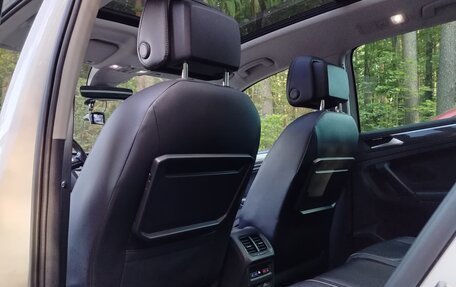 Volkswagen Tiguan II, 2018 год, 2 249 000 рублей, 16 фотография
