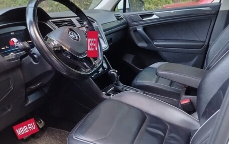 Volkswagen Tiguan II, 2018 год, 2 249 000 рублей, 15 фотография