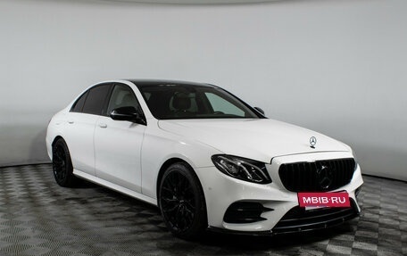 Mercedes-Benz E-Класс, 2016 год, 2 820 000 рублей, 3 фотография