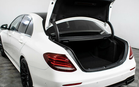 Mercedes-Benz E-Класс, 2016 год, 2 820 000 рублей, 18 фотография