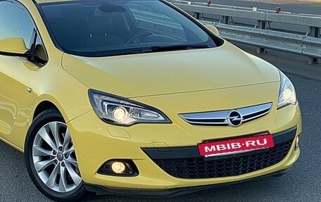 Opel Astra J, 2013 год, 860 000 рублей, 2 фотография