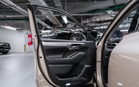 Toyota Highlander, 2025 год, 6 100 000 рублей, 27 фотография