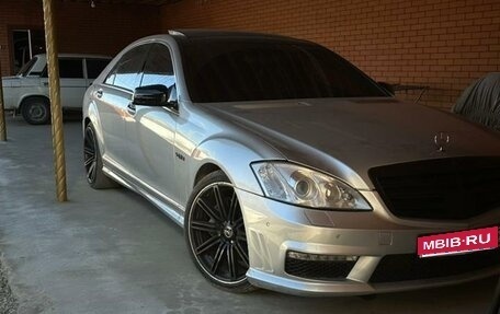 Mercedes-Benz S-Класс, 2005 год, 1 100 000 рублей, 1 фотография