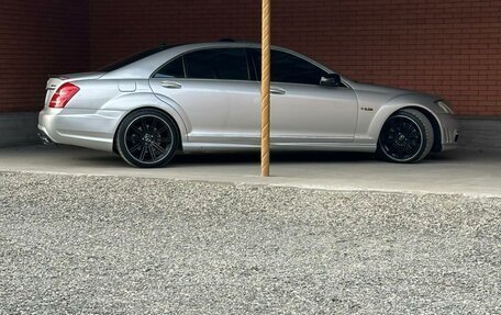 Mercedes-Benz S-Класс, 2005 год, 1 100 000 рублей, 4 фотография