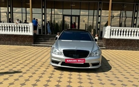 Mercedes-Benz S-Класс, 2005 год, 1 100 000 рублей, 5 фотография