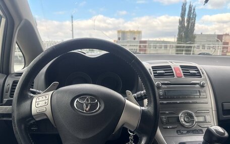 Toyota Auris II, 2007 год, 700 000 рублей, 10 фотография