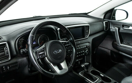 KIA Sportage IV рестайлинг, 2018 год, 2 149 700 рублей, 11 фотография