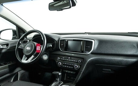 KIA Sportage IV рестайлинг, 2018 год, 2 149 700 рублей, 9 фотография