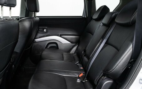 Mitsubishi Outlander III рестайлинг 3, 2012 год, 1 149 700 рублей, 10 фотография