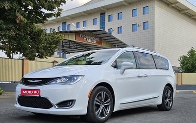 Chrysler Pacifica (RU), 2018 год, 2 635 000 рублей, 1 фотография