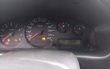 Nissan Almera, 2001 год, 160 000 рублей, 6 фотография