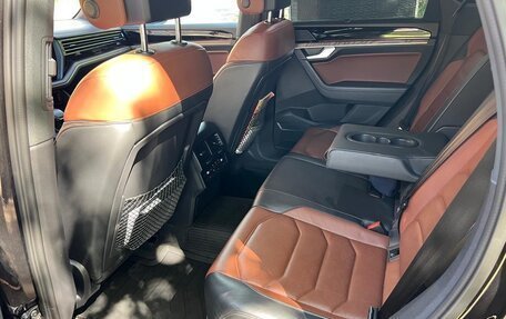 Volkswagen Touareg III, 2018 год, 4 300 000 рублей, 10 фотография