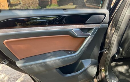 Volkswagen Touareg III, 2018 год, 4 300 000 рублей, 13 фотография