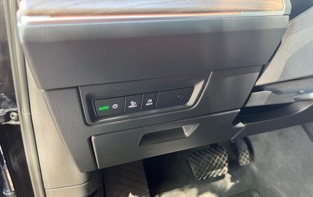 Volkswagen Touareg III, 2018 год, 4 300 000 рублей, 14 фотография