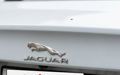 Jaguar XE I рестайлинг, 2016 год, 1 850 000 рублей, 4 фотография