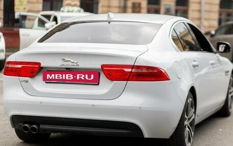 Jaguar XE I рестайлинг, 2016 год, 1 850 000 рублей, 6 фотография