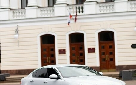 Jaguar XE I рестайлинг, 2016 год, 1 850 000 рублей, 2 фотография