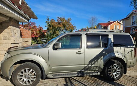 Nissan Pathfinder, 2013 год, 1 750 000 рублей, 3 фотография