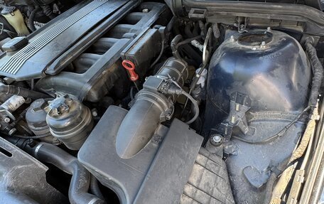 BMW 5 серия, 2000 год, 1 300 000 рублей, 18 фотография