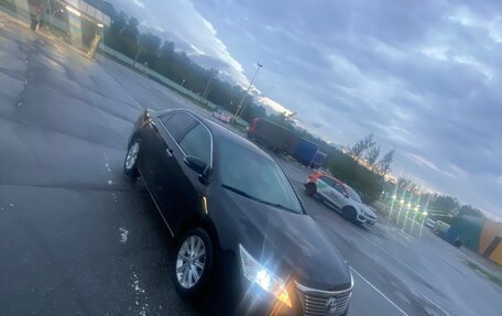 Toyota Camry, 2014 год, 1 800 000 рублей, 13 фотография