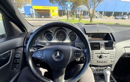 Mercedes-Benz C-Класс, 2010 год, 1 350 000 рублей, 11 фотография