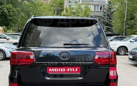 Toyota Land Cruiser 200, 2015 год, 3 500 000 рублей, 2 фотография