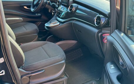 Mercedes-Benz V-Класс, 2022 год, 6 200 000 рублей, 12 фотография