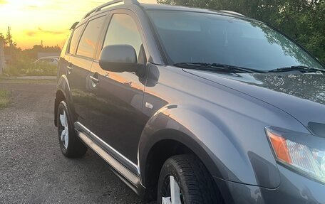 Mitsubishi Outlander III рестайлинг 3, 2008 год, 1 090 000 рублей, 10 фотография